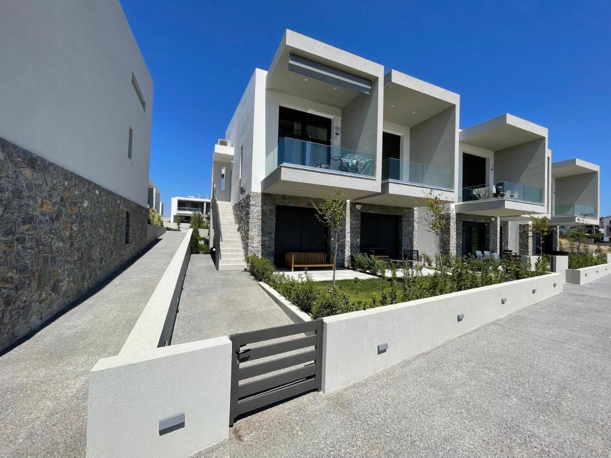 Callisto Luxury Suite Nikiti  Bagian luar foto